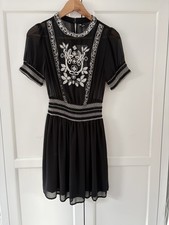 BNWT - Zara Black embroidered