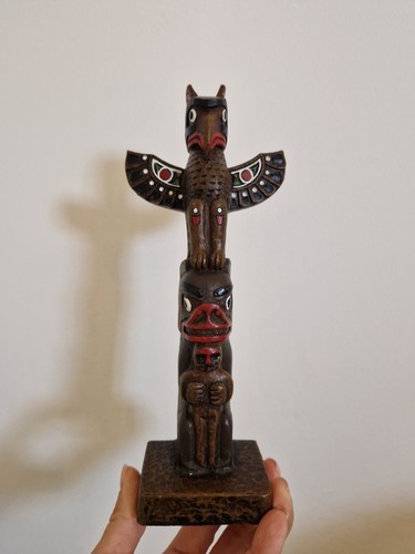 Boma canada hand painted - painted, totem