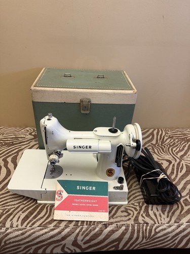 Vintage singer 221k - vintage,