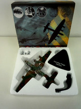 ATLAS EDITIONS HANDLEY PAGE HALIFAX WW2 AIRPLANE BOXED PROPELLOR DAMAGE