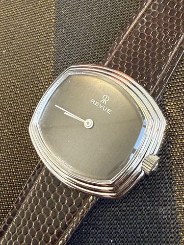 Rare vintage revue 1979s - revue,