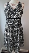 Beautiful Black & White Lacey Sleeveless Fit & Flare Dress From M&S Size 16