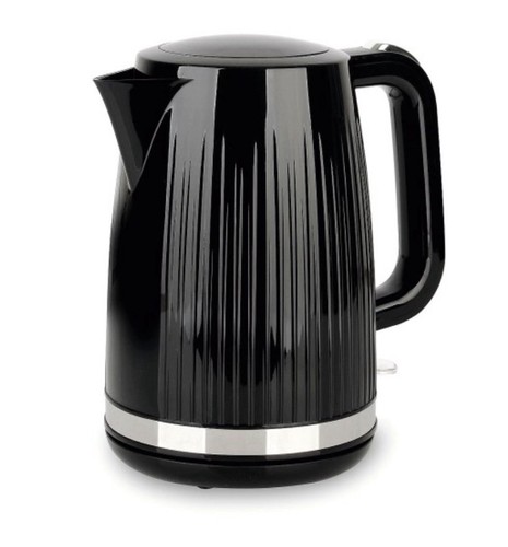 Nutmeg black fluted kettle - nutmeg,