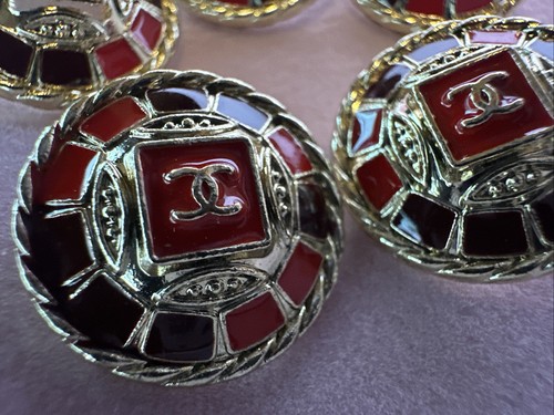 20mm vintage chanel buttons - 20mm,