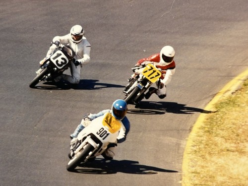 Photo motorcycle race track - motorcycle,