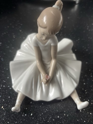 Nao dreamy ballerina figurine - ballerina,