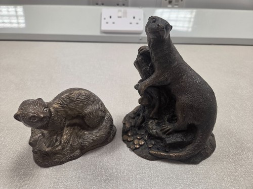 Pair bronze effect - pair, otter