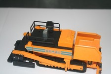 NZG 231 Demag Asphalt Paver