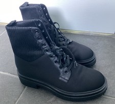 Gianvito Rossi Black Martis Ankle Laced Boots Size 40 Worn Once