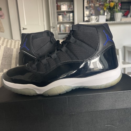 Air jordan space jam - air, “space