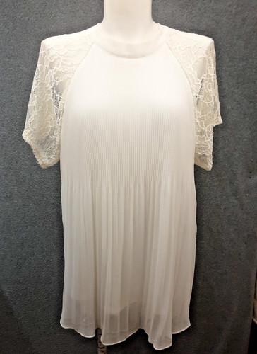 City chic plus size lace - size,