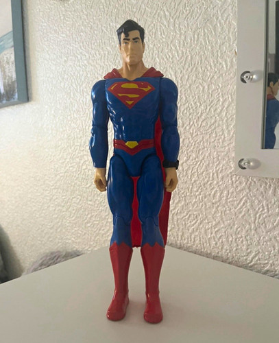 Superman action figure - superman,