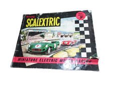 VINTAGE SCALEXTRIC CATALOGUE 3RD EDITION 1962 COMPLETE