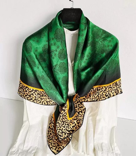 100 mulberry silk scarf in - 100%,