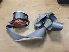 NISSAN ELGRAND E51 2ND ROW