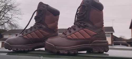 Size bates patrol boots - 3, m