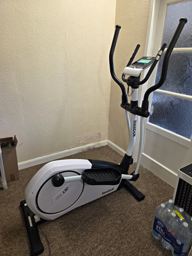 Reebok jet 100 cross trainer - 100,