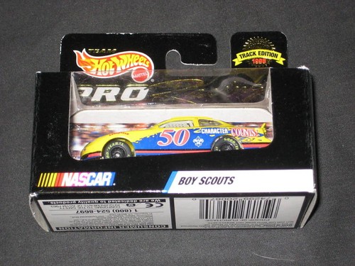 Bsa nascar hot wheels - hot,
