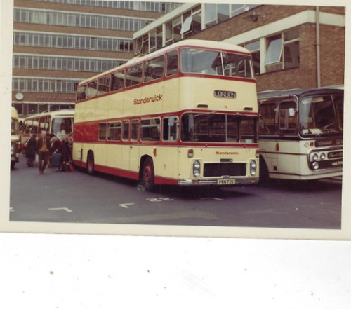 Bus photo prn72k standerwick - bus,