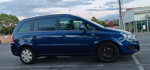 Vauxhall zafira exclusive - 1.6,