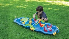 Water Fun Trolley Kids Playset