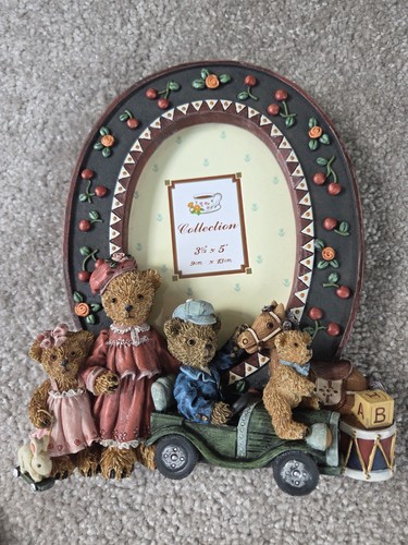 Bear family scene - bear,