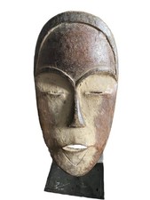 Old Tribal Tsogo  Mask    ---