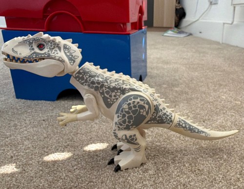 Lego jurassic world indominus - world,