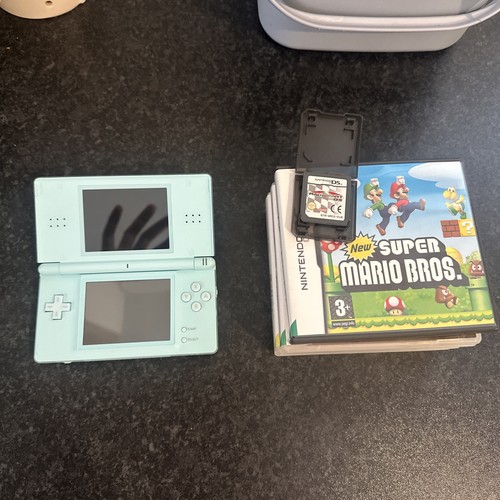 Nintendo lite handheld - ds,