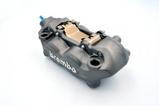 Brembo Left 4 x 32 Radial