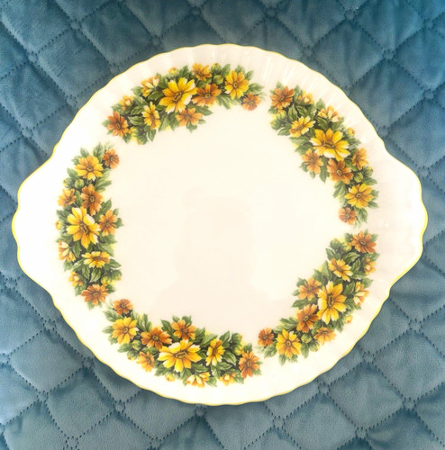 Royal albert bone china - royal,