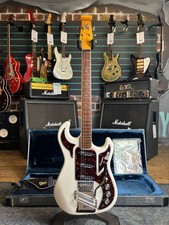 Burns Hank Marvin 40th Anniversary 'The Marvin' White 2005 Electric Guitar