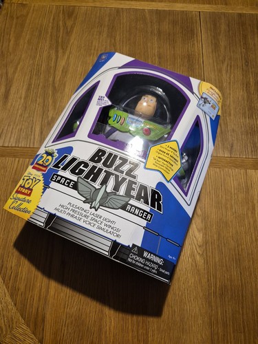 Buzz lightyear toy story - buzz,