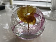 Fab Caithness Calypso Stylish Collectible Glass Paperweight Pink Gold