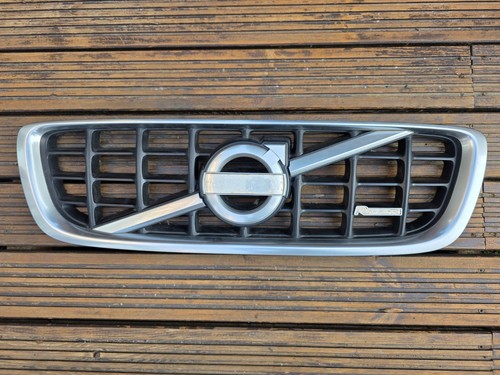 Volvo v70 design front - v70, r-design