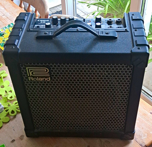Roland cube guitar - guitar, amp