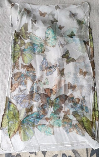 Stunning 100 percent silk - 100,