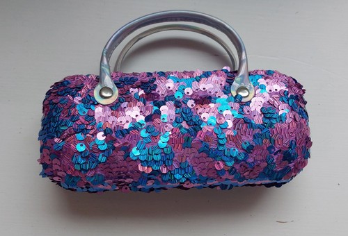 Eyeglasses case with handles - with,
