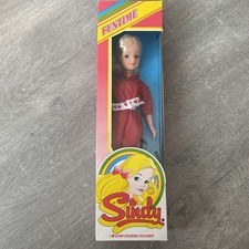 Vintage Pedigree Sindy "Funtime"  in Polka outfit In Original Box.