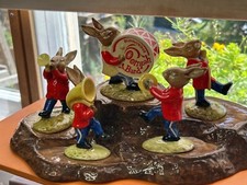 Royal Doulton Bunnykins Oompah Band(5) + Beswick stand VNMint in Boxes video