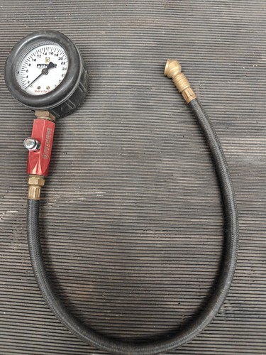 Kart tyre pressure - gauge,