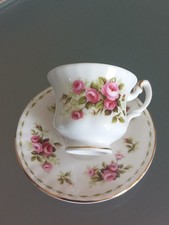 1970 Royal Albert Flower Of