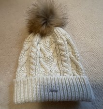 Superdry Women’s Beige Pom Pom Beanie