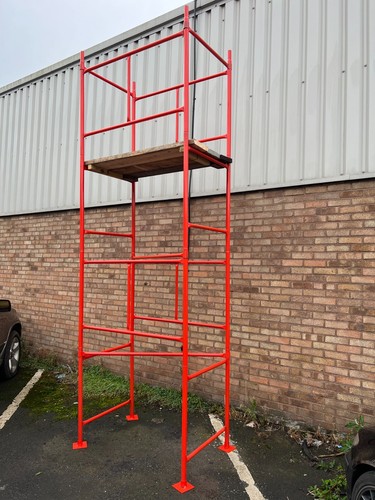 Scaffold tower 6 diy - 2'6",