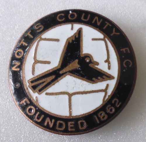 Notts county football enamel - notts,