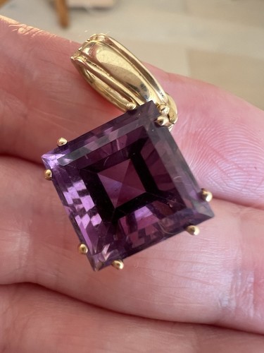 Vintage 9ct gold - gold, square