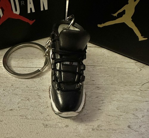 Mini nike keyring - jordan, 3d