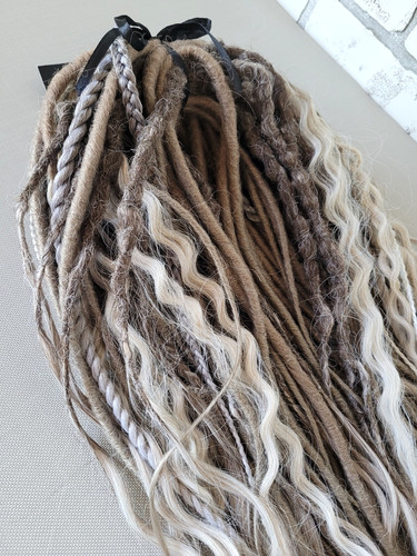 Blonde dread extensions - 24",