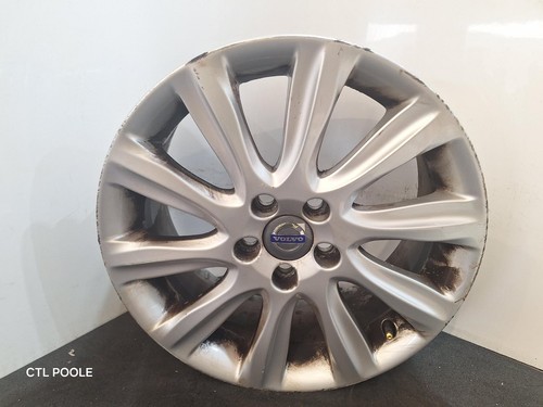 Volvo v40 lux mk3 - d2,