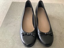 Footglove shoes 6 wider fit black leather slip on